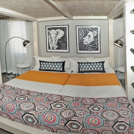 Gondwana Etosha Safari Camp Villa Okaukuejo Luaran gambar