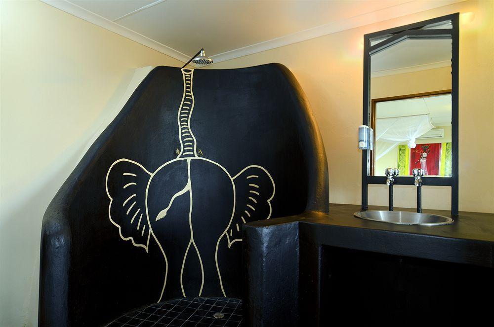 Gondwana Etosha Safari Camp Villa Okaukuejo Luaran gambar