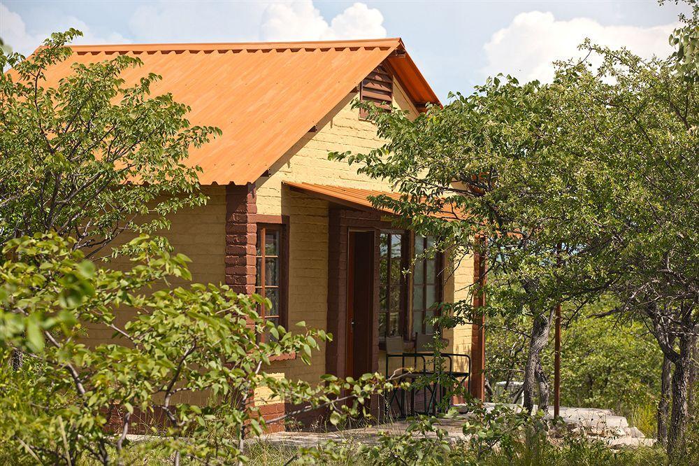 Gondwana Etosha Safari Camp Villa Okaukuejo Luaran gambar
