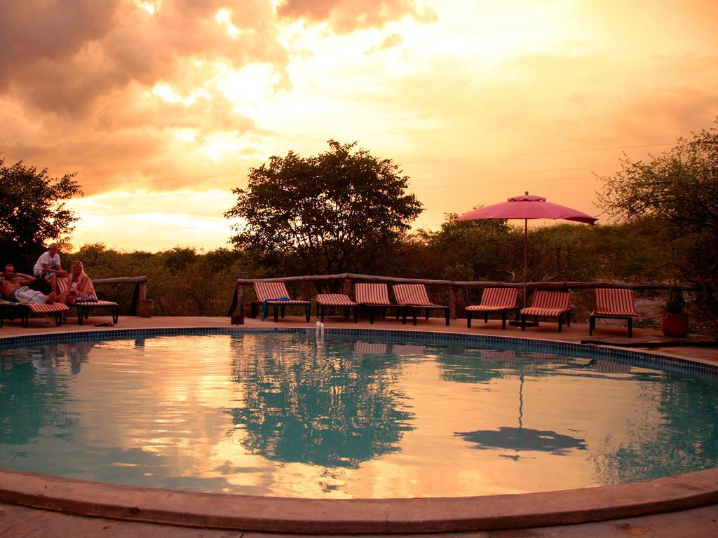 Gondwana Etosha Safari Camp Villa Okaukuejo Luaran gambar