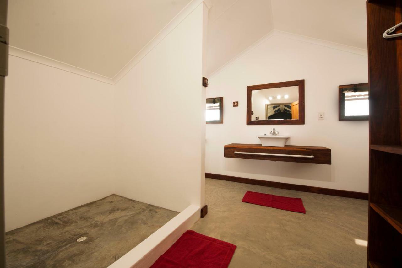 Gondwana Etosha Safari Camp Villa Okaukuejo Luaran gambar