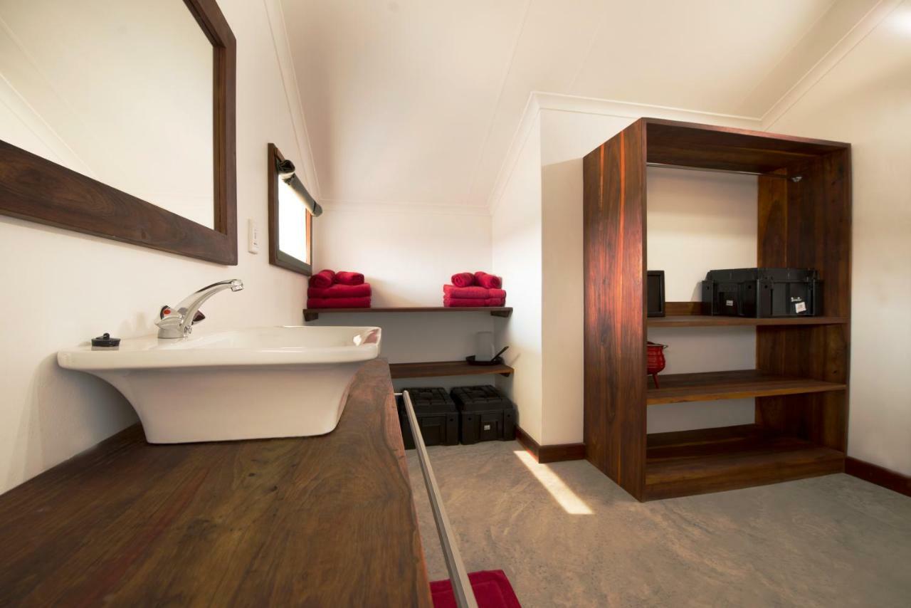 Gondwana Etosha Safari Camp Villa Okaukuejo Luaran gambar
