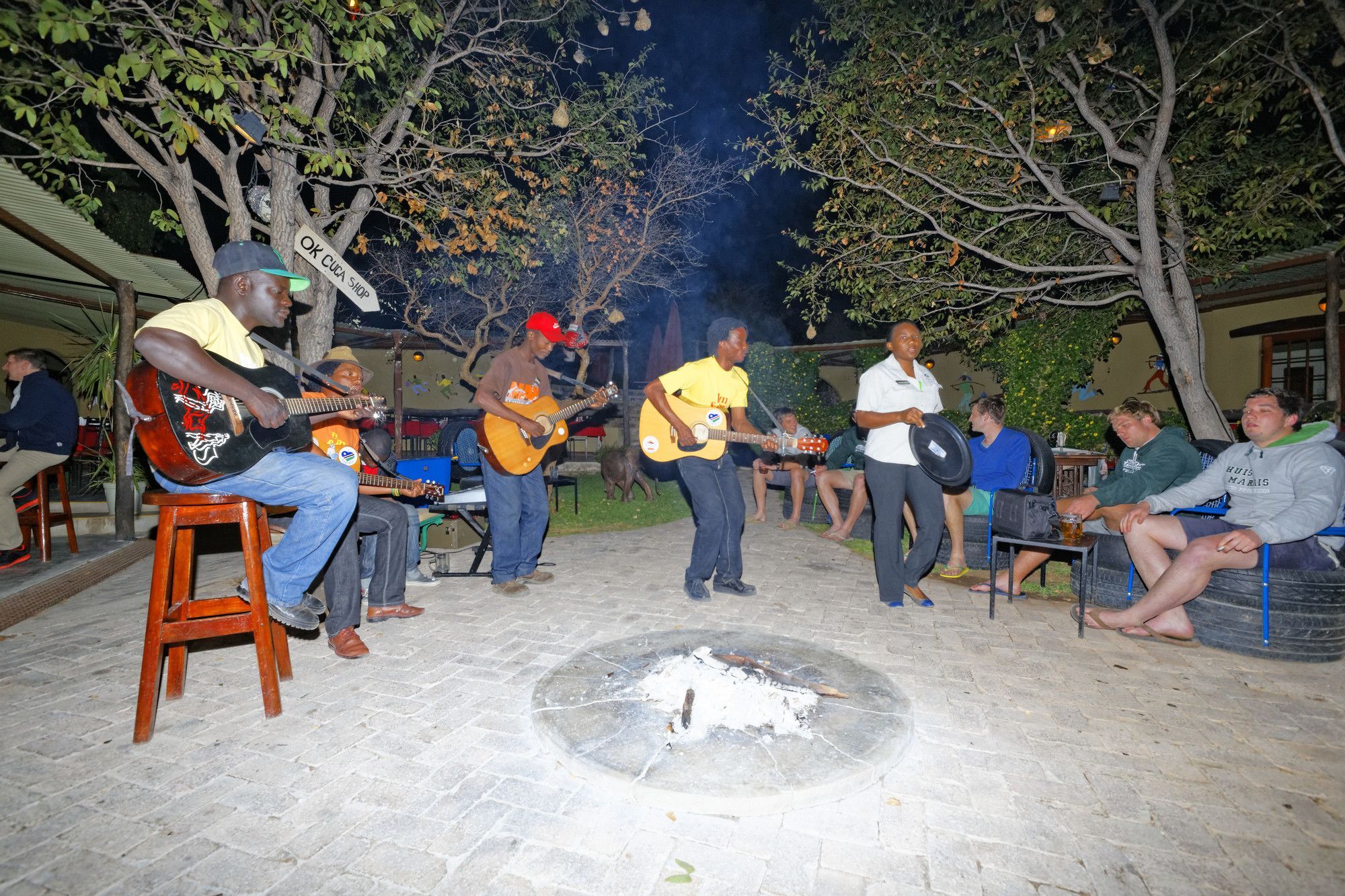 Gondwana Etosha Safari Camp Villa Okaukuejo Luaran gambar