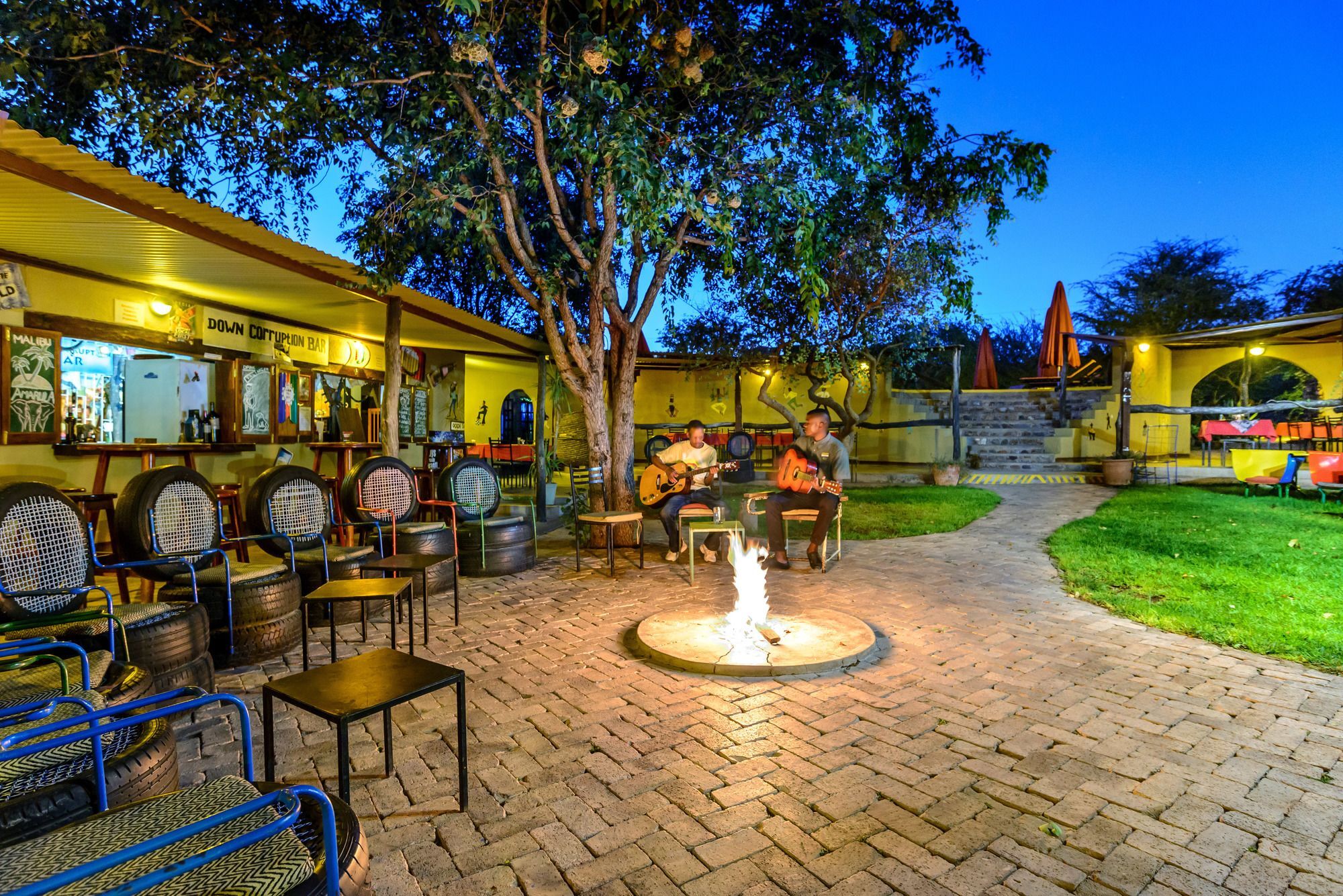 Gondwana Etosha Safari Camp Villa Okaukuejo Luaran gambar